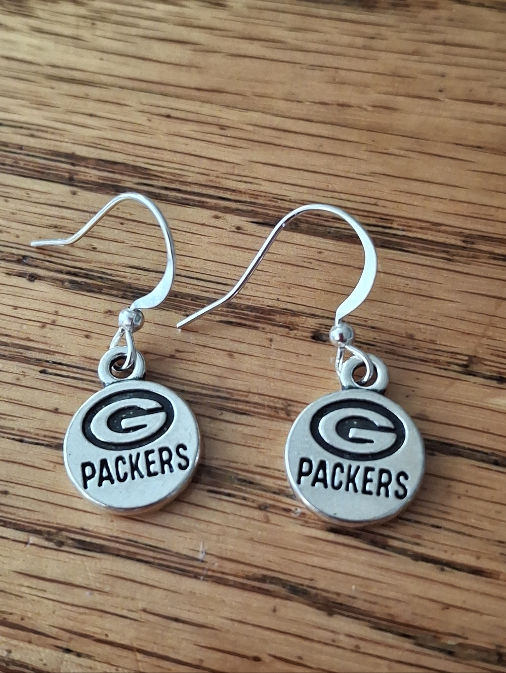 NWT Tibetan Silver Green Bay Packers Dangle Earrings